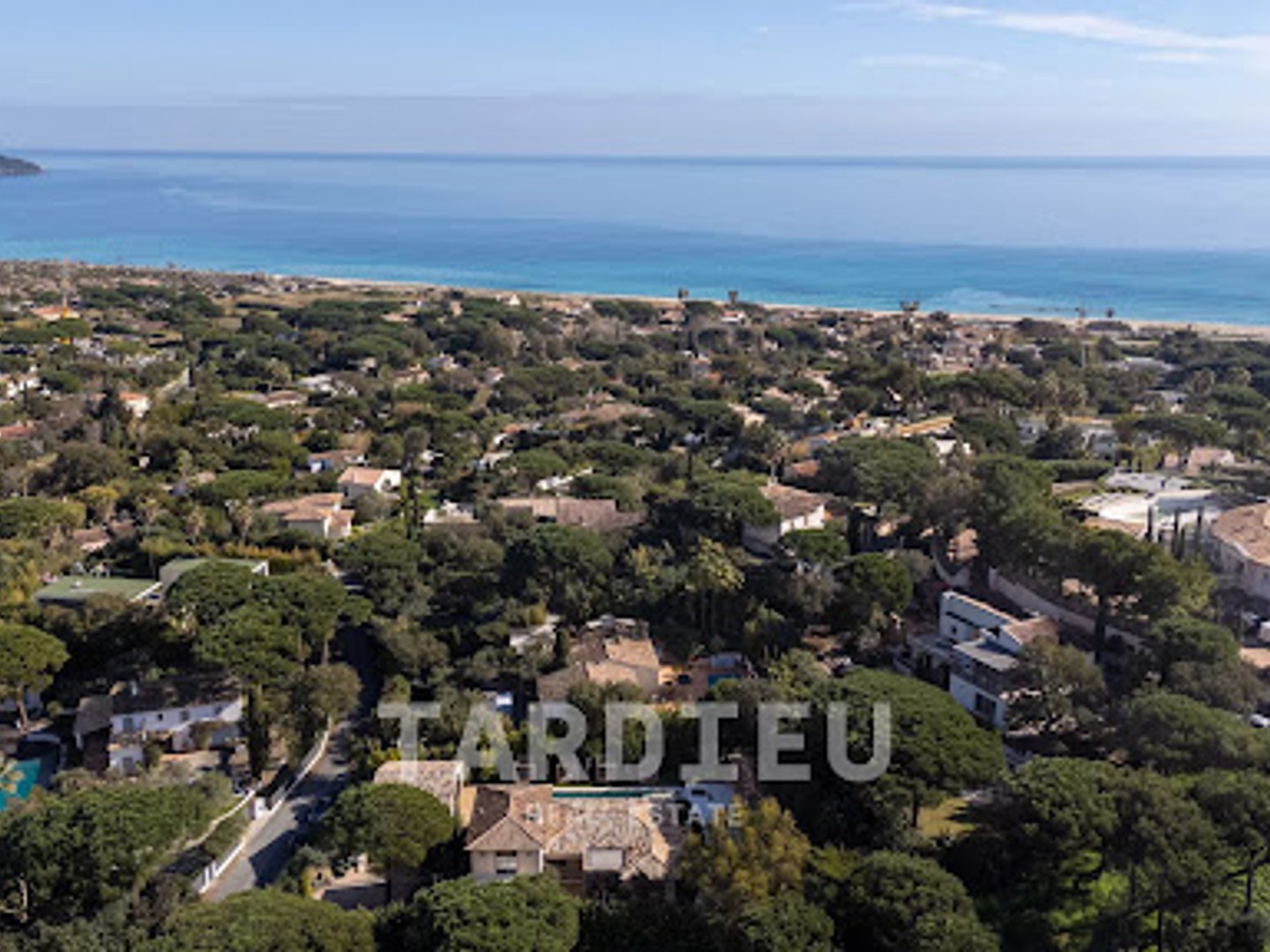 Maison 7 pièces 316 m²