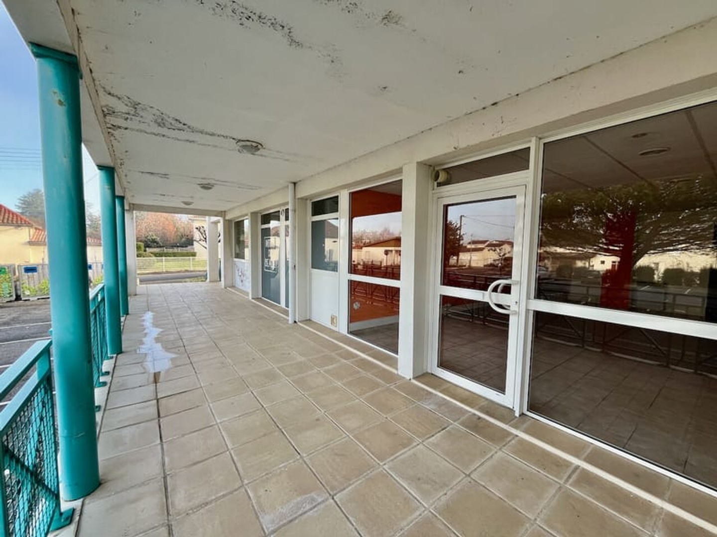 Magasin à vendre - 64m2 - Villeneuve-Sur-Lot (47300)
