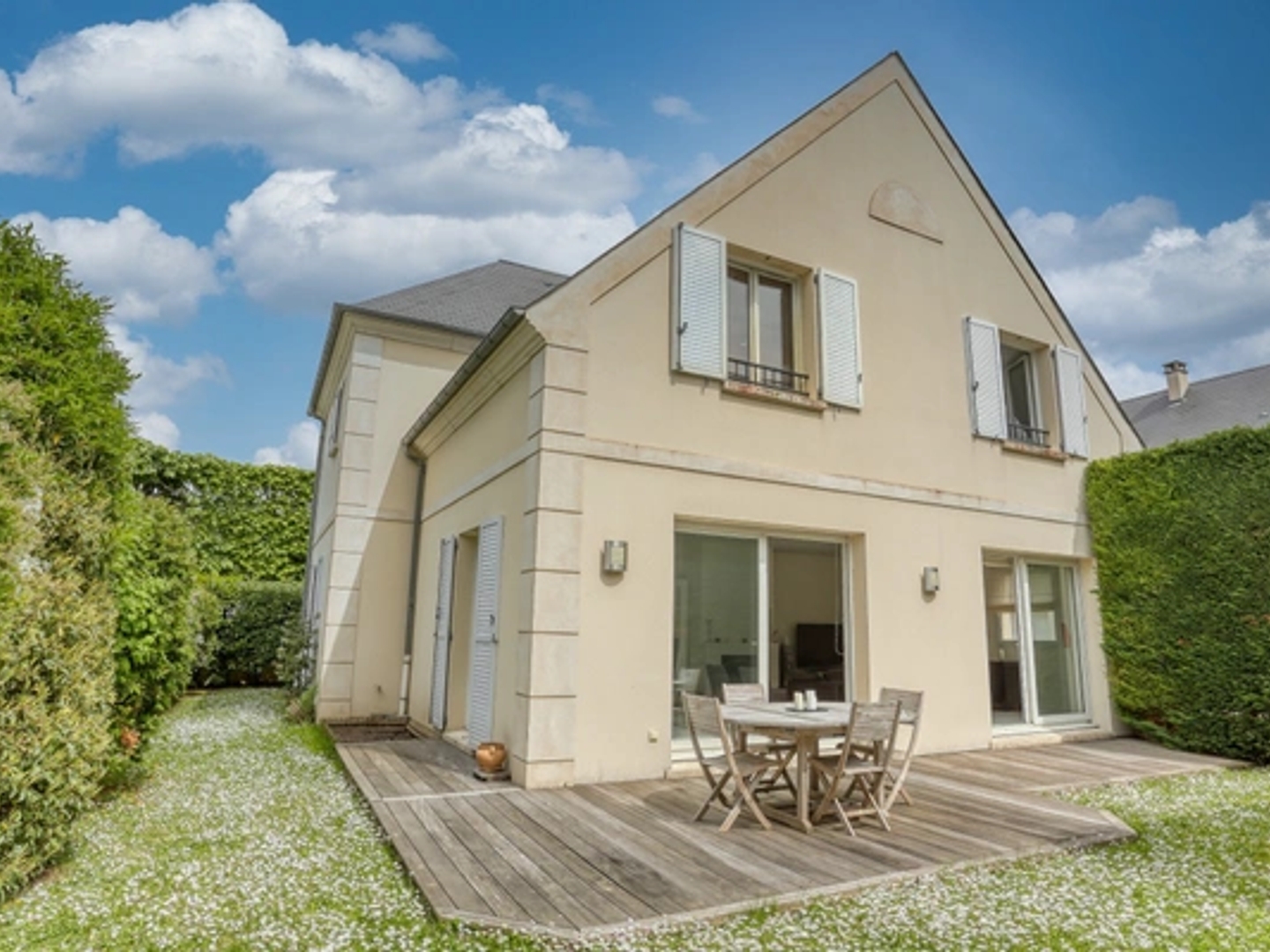Maison 7 pièces 159 m²