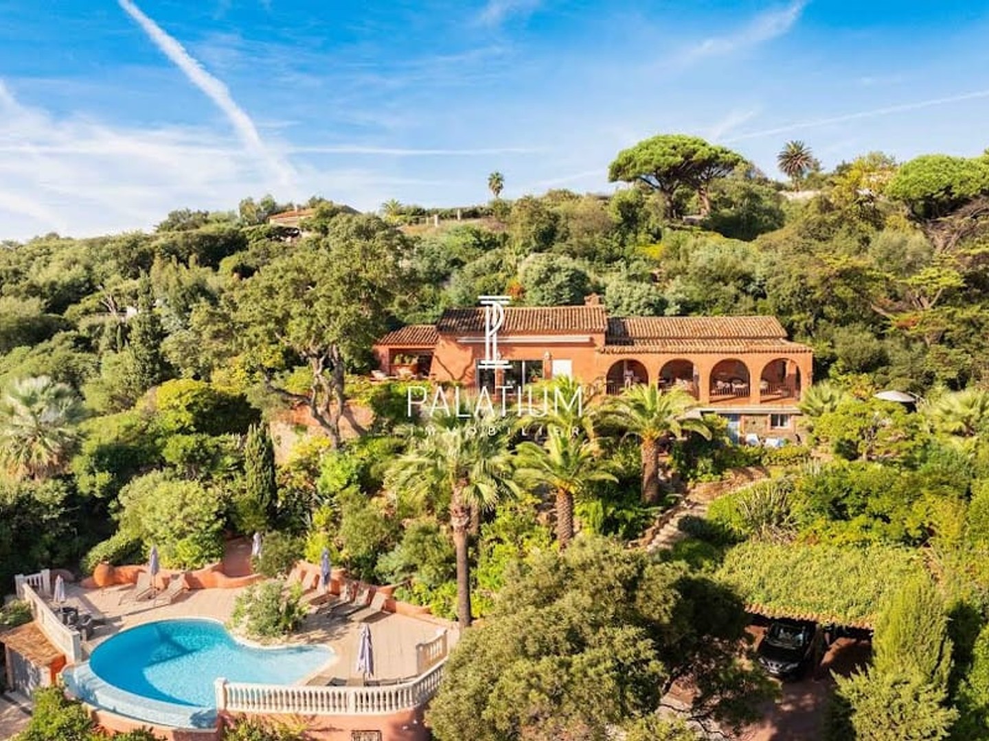 Maison à vendre - 10 pièces - 289m2 - Sainte-Maxime (83120)