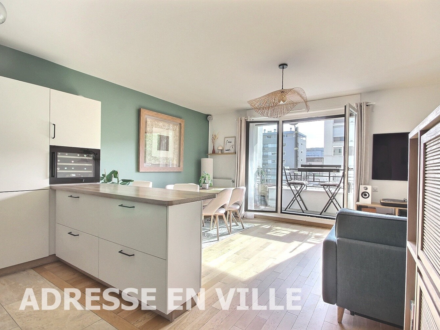 Superbe immeuble de 2023, rue du Parc.
