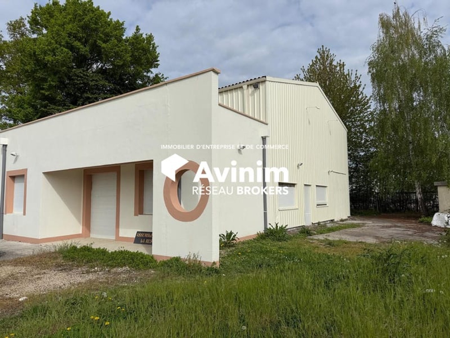 Immeuble à vendre - 400m2 - Méru (60110)