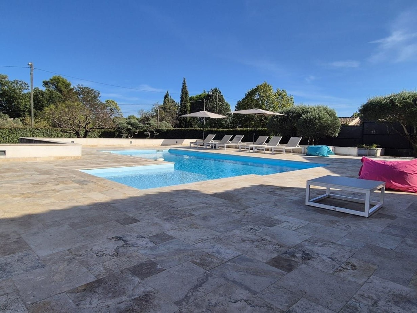 Maison 5 pièces 242 m²