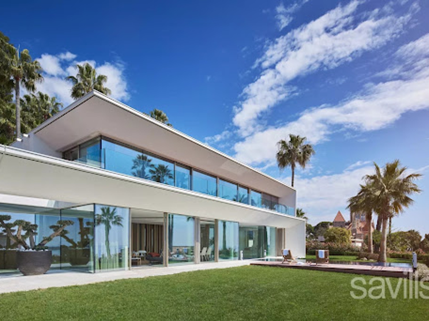 Villa 7 pièces 500 m²