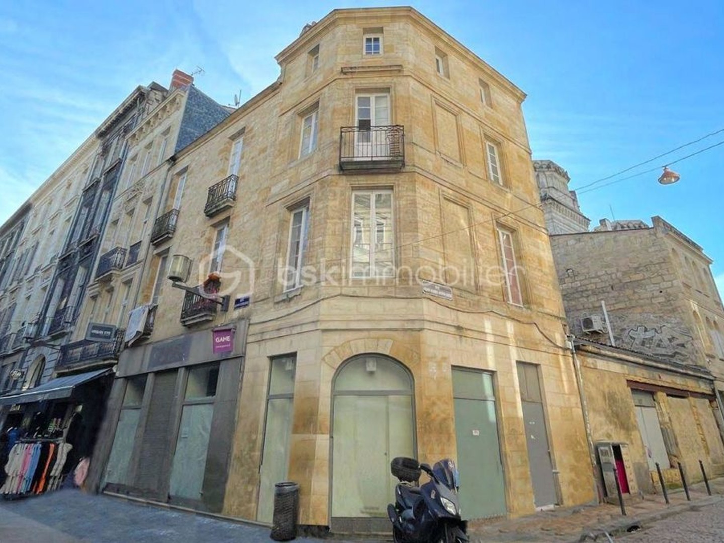 Bel immeuble de 476m2 à Bordeaux