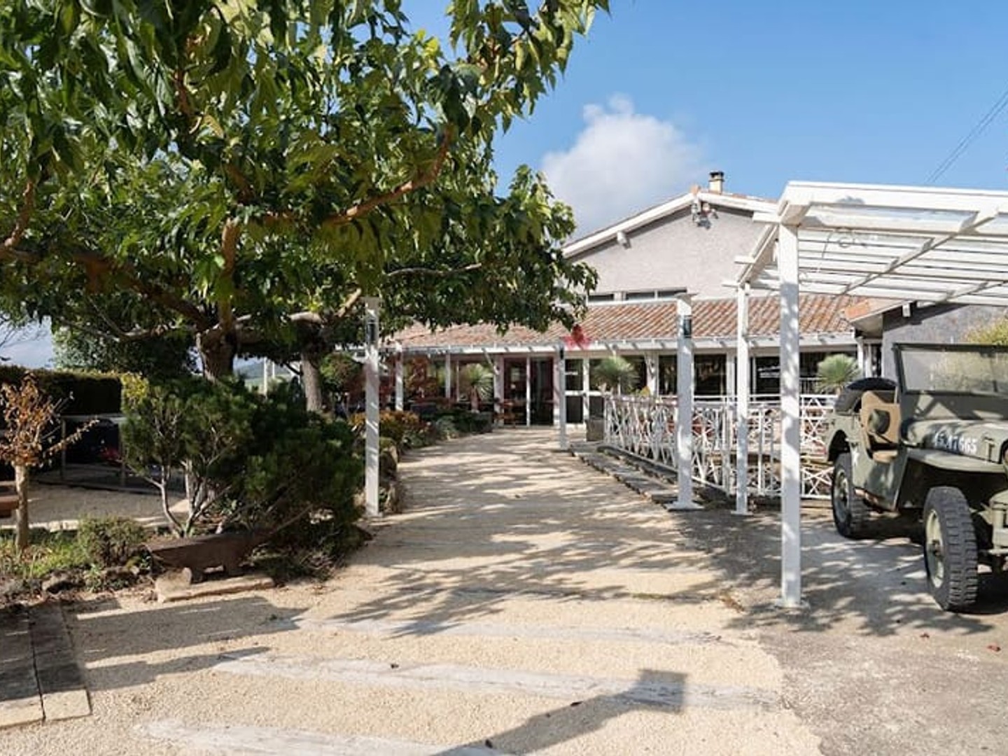 Maison 1200 m²