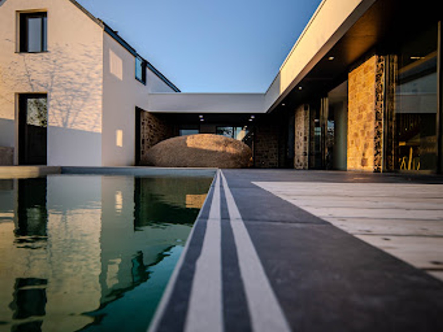Villa 8 pièces 236 m²