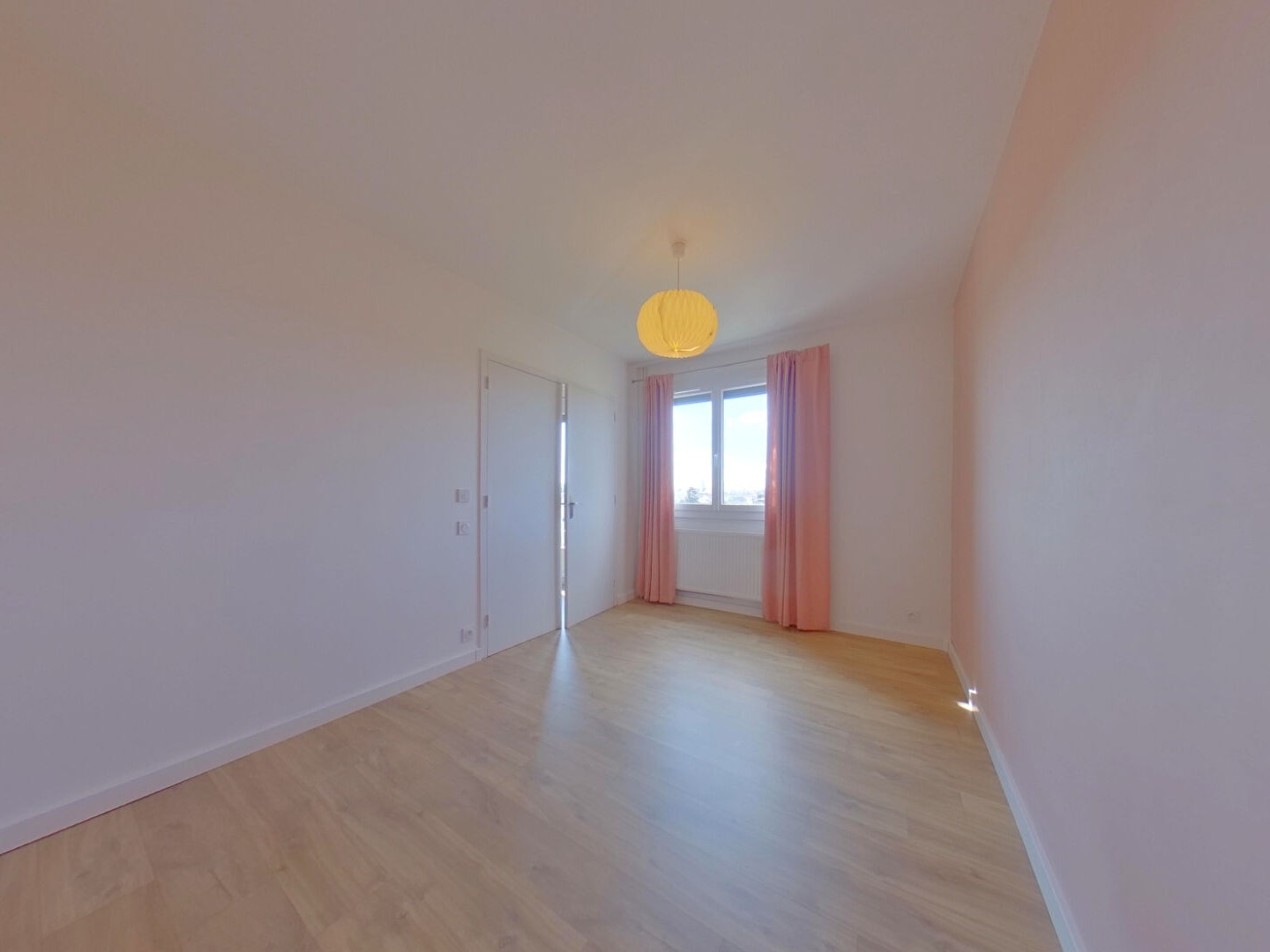 Appartement à vendre - 3 pièces - 65m2 - Bourg-En-Bresse (01000)