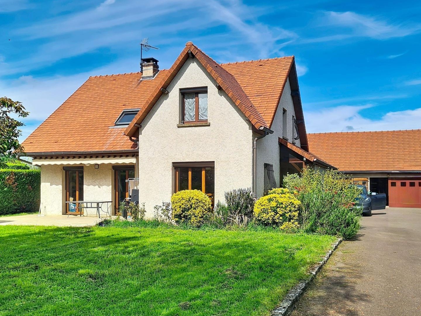 Maison familiale avec piscine