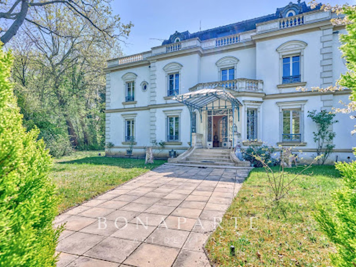 Maison à vendre - 12 pièces - 680m2 - Le Vésinet (78110)