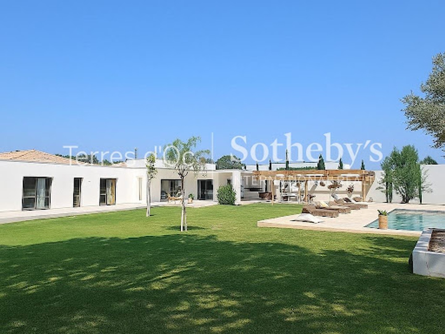 Maison 7 pièces 220 m²