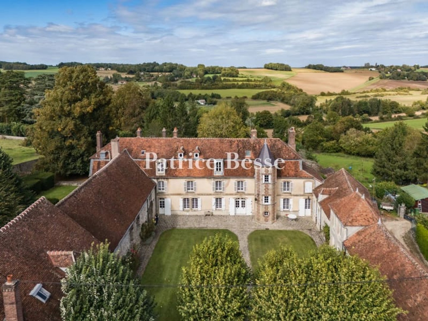Maison 12 pièces 1200 m²