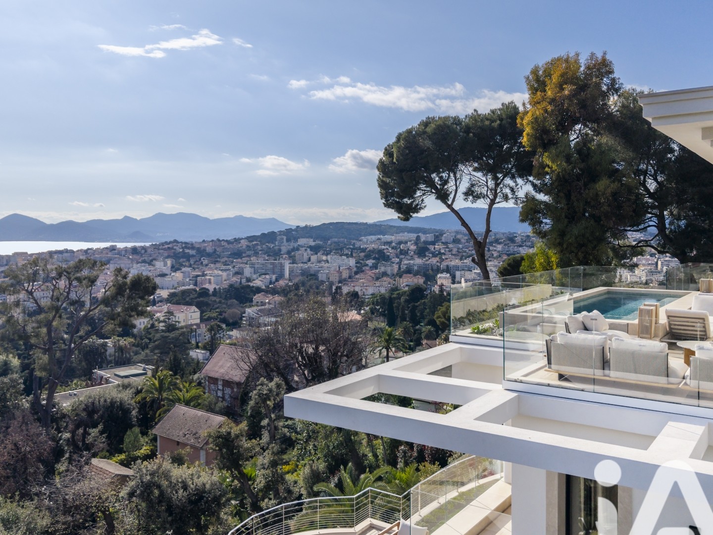 Maison à vendre - 15 pièces - 760m2 - Cannes (06400)