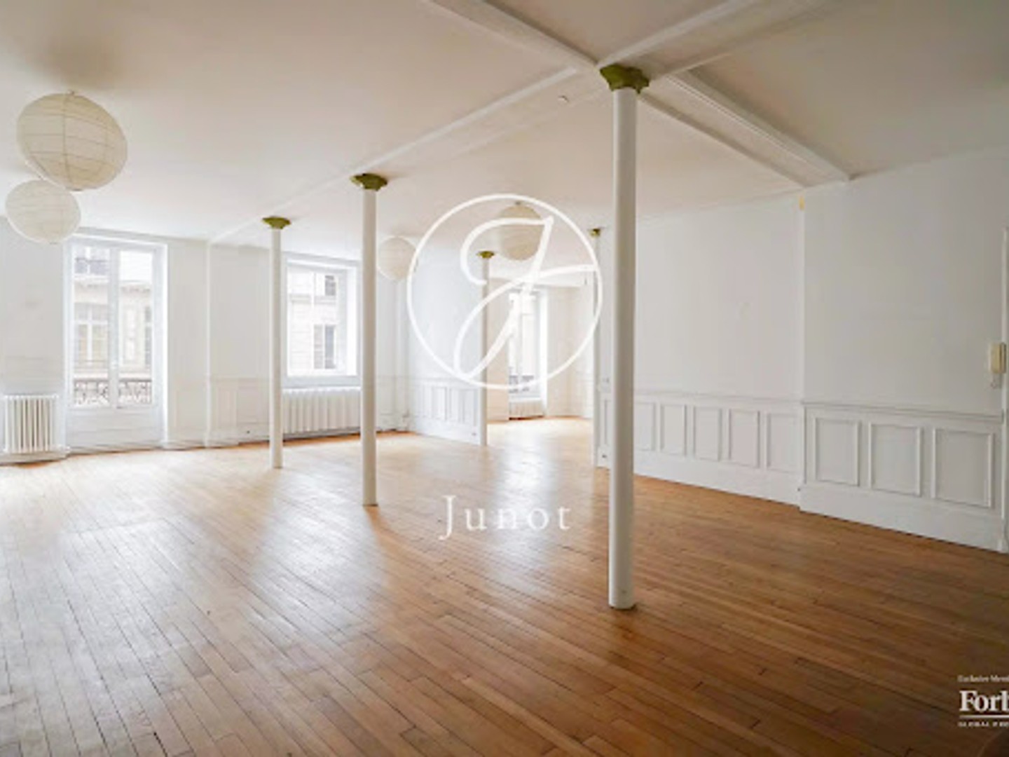 Appartement 4 pièces 148 m²