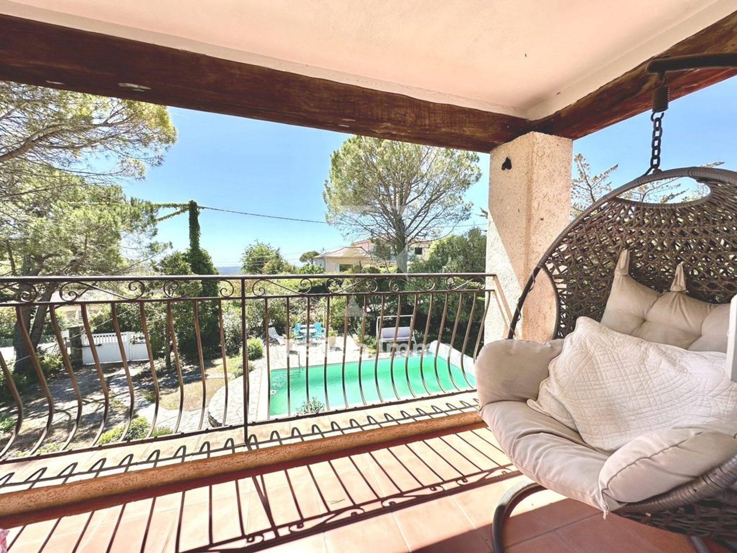 Maison à vendre - 5 pièces - 107m2 - Châteauneuf-Grasse (06740)