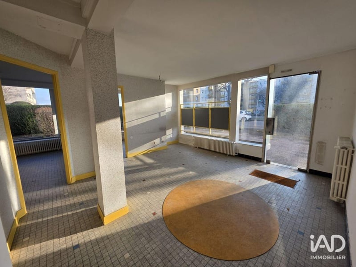 Magasin à vendre - 1 pièce - 70m2 - Vesoul (70000)