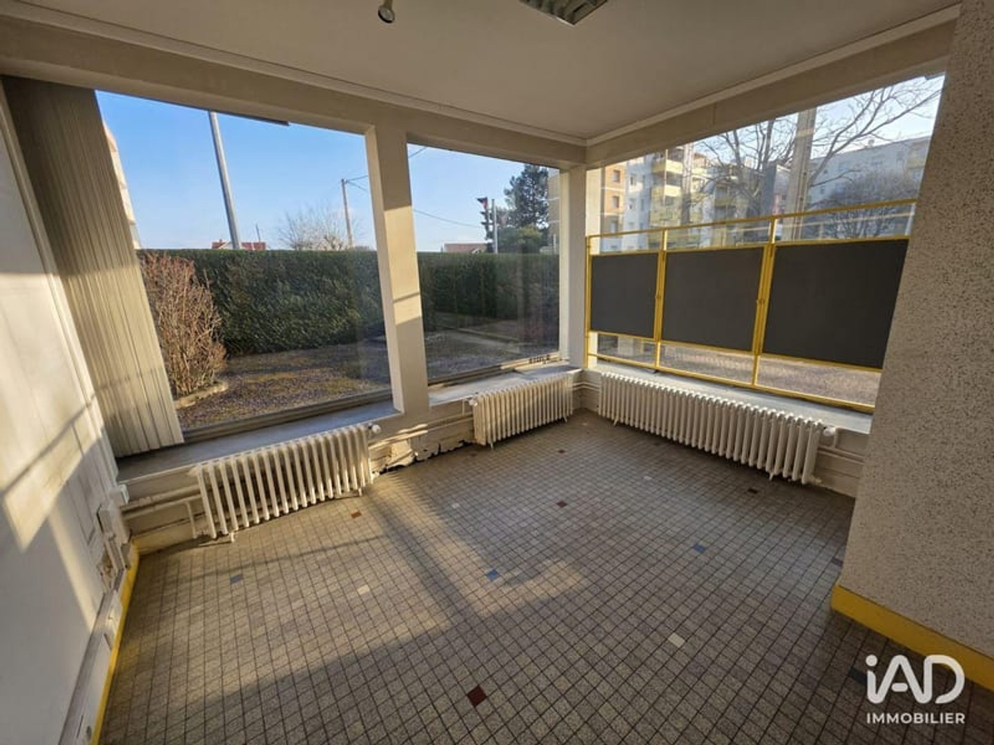 Magasin à vendre - 1 pièce - 70m2 - Vesoul (70000)