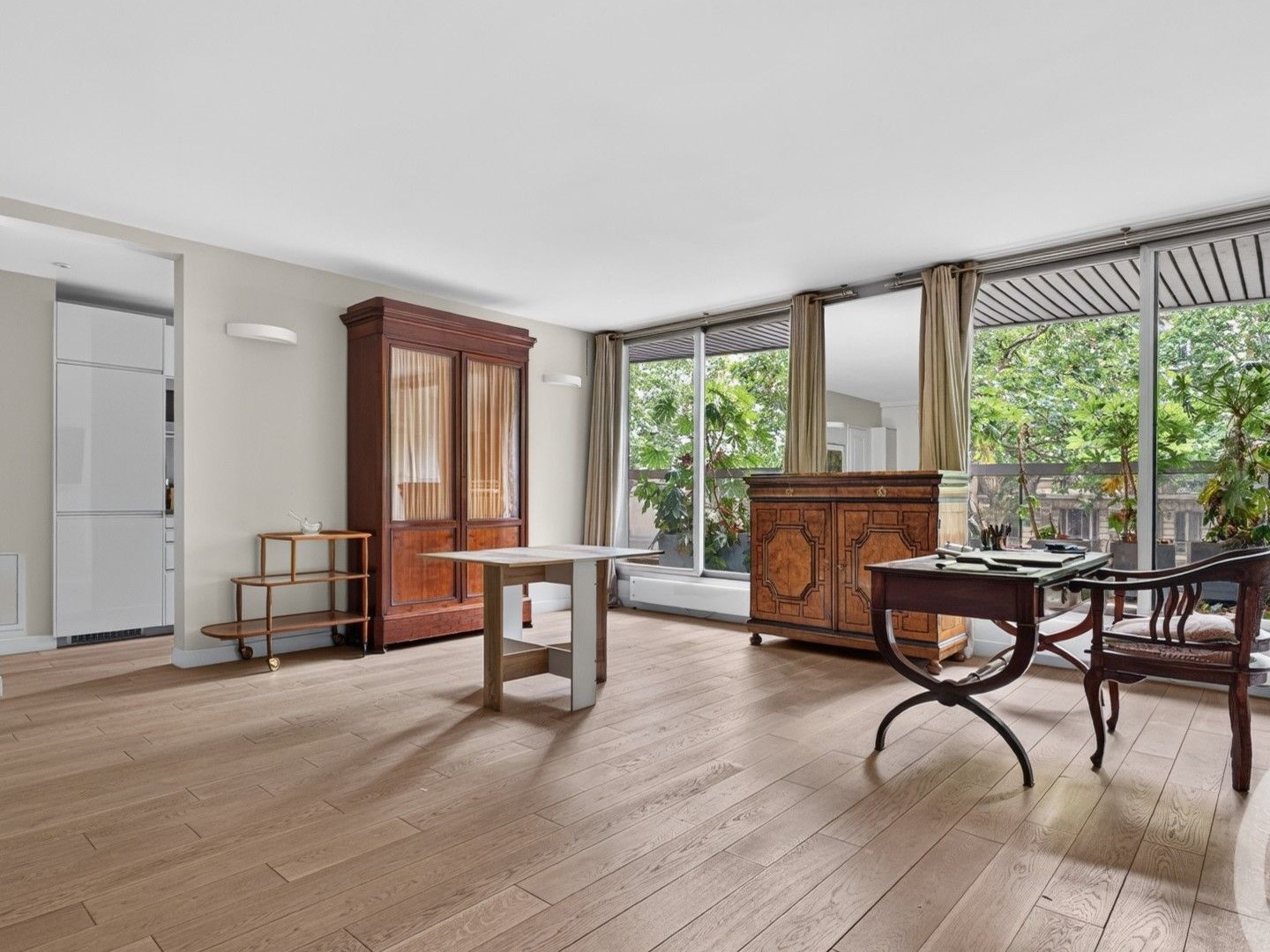 Appartement à vendre - 2 pièces - 73m2 - Paris 14e (75014)