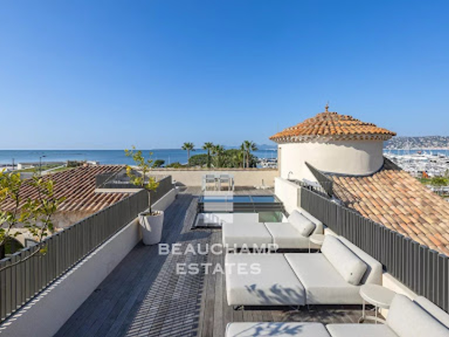 Maison à vendre - 8 pièces - 314m2 - Antibes (06160)