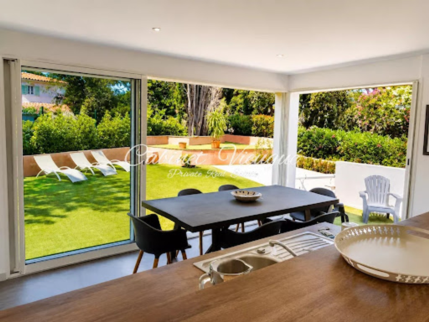 Maison à vendre - 4 pièces - 500m2 - Grimaud (83310)