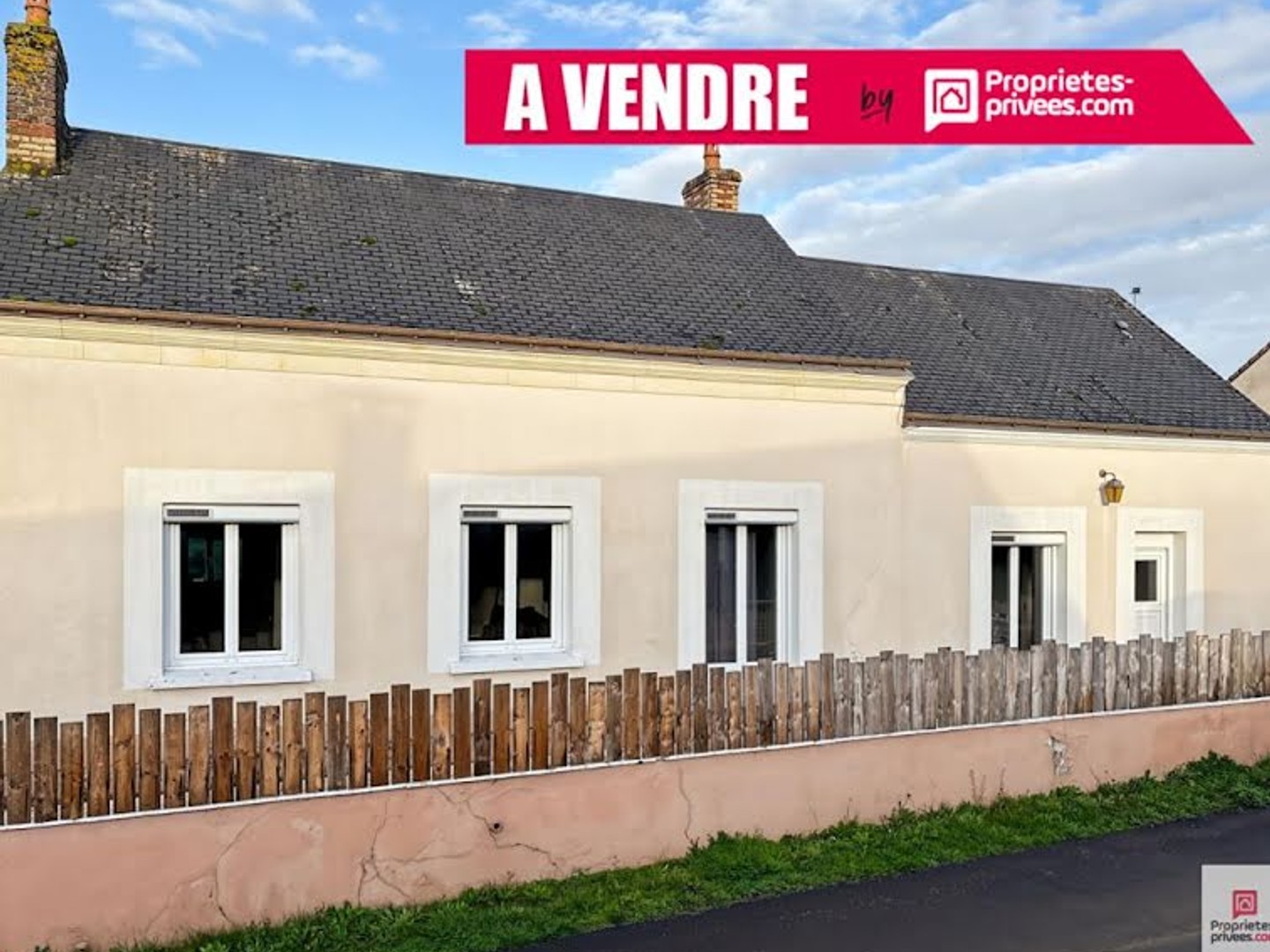 Maison à vendre - 4 pièces - 88m2 - Savigné-Sous-Le-Lude (72800)