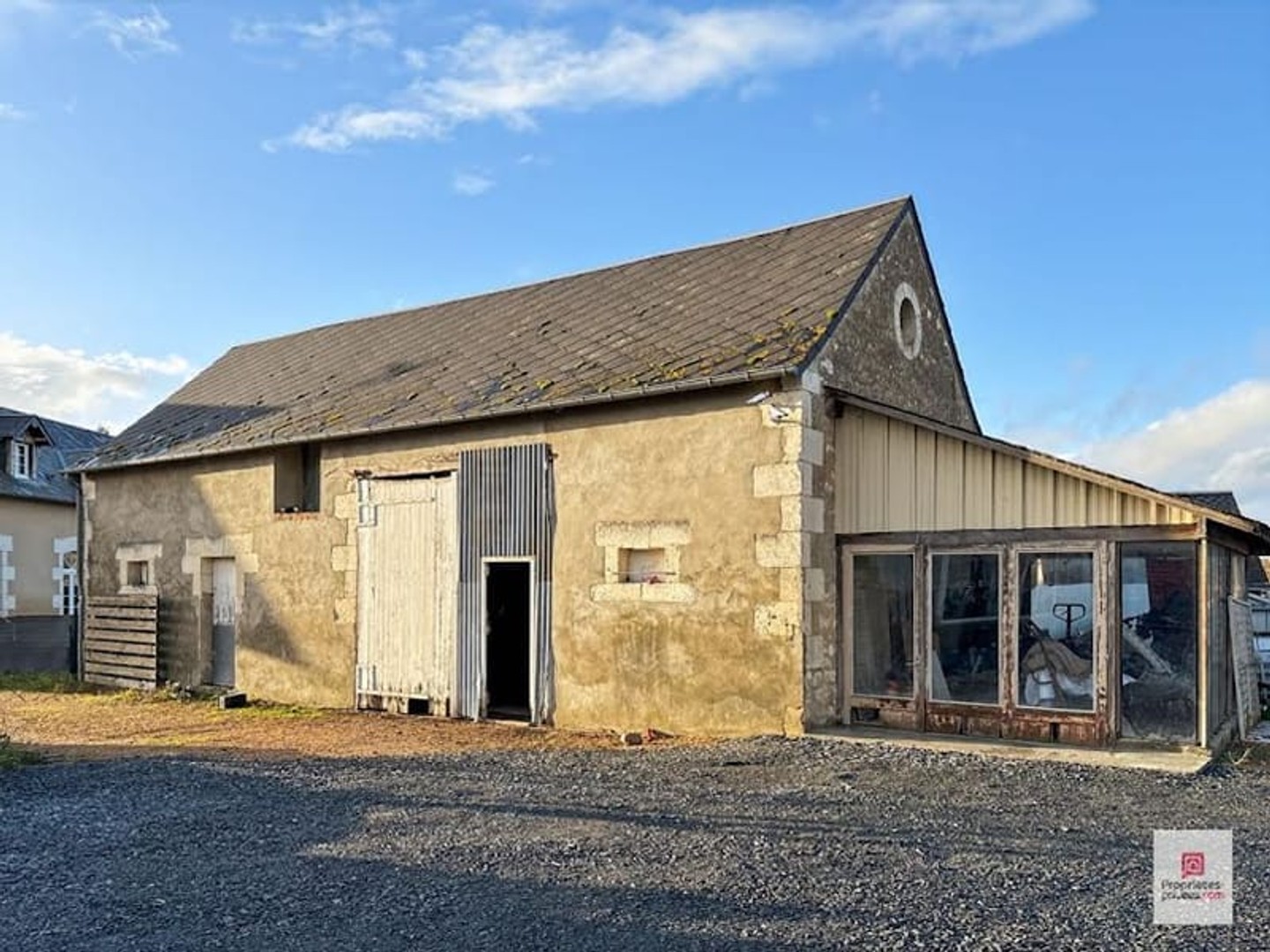 Maison à vendre - 4 pièces - 88m2 - Savigné-Sous-Le-Lude (72800)