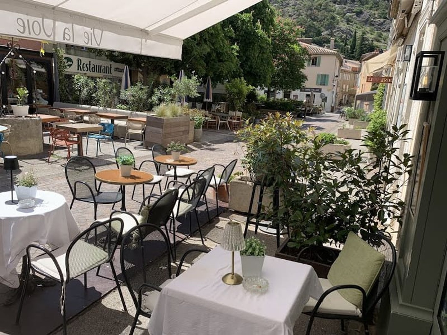 Magasin à vendre - 20m2 - La Garde-Freinet (83680)