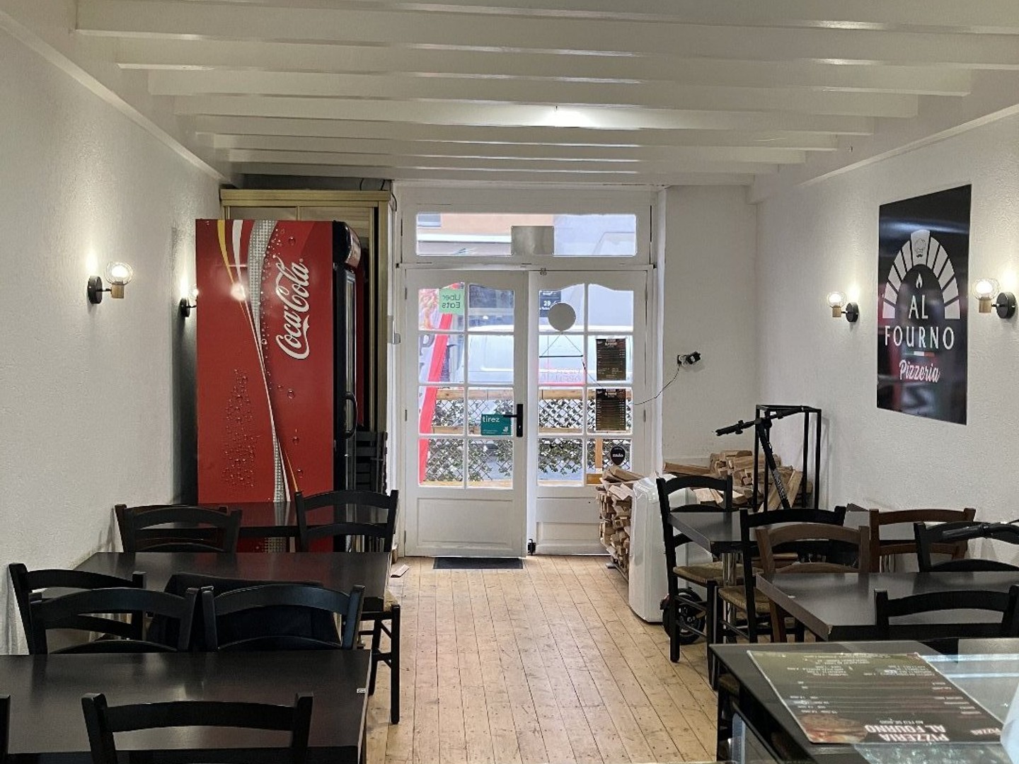 Pizzeria