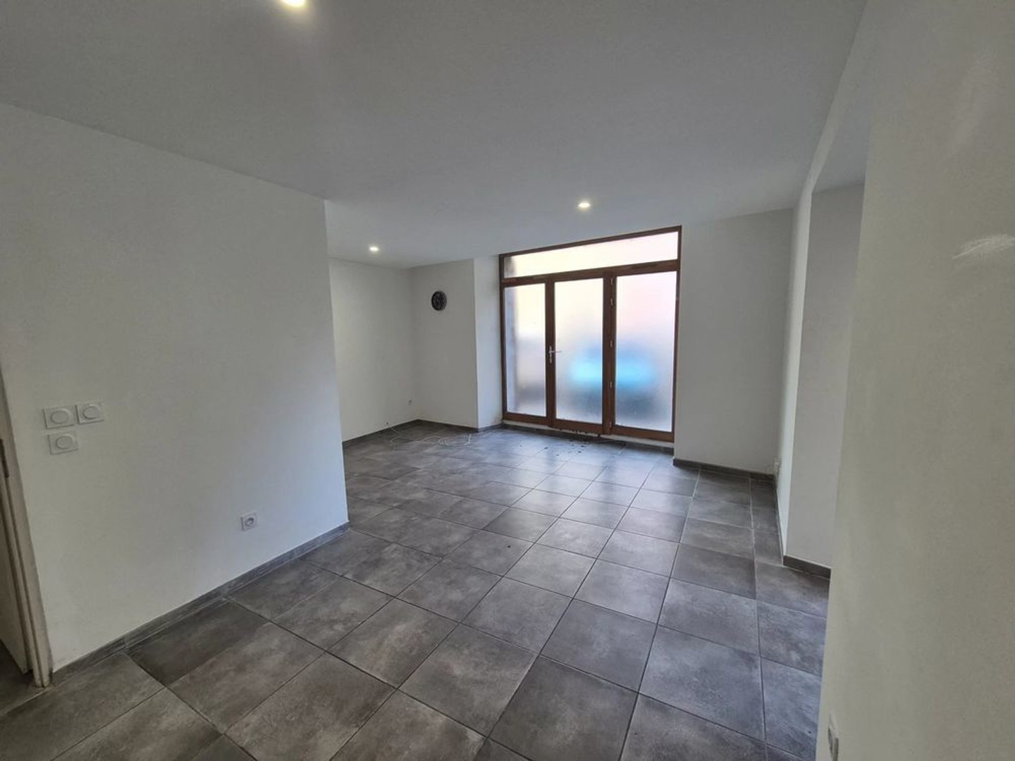 Locaux à vendre - Draguignan (83300)