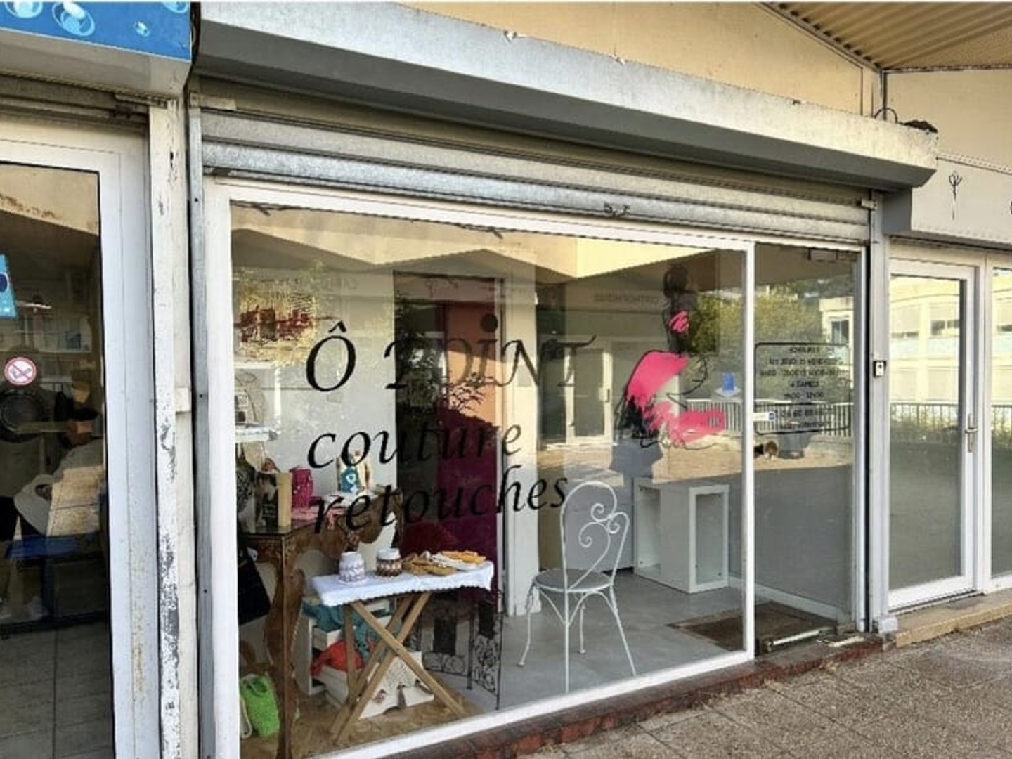 Magasin à vendre - 1 pièce - 44m2 - Sainte-Foy-Lès-Lyon (69110)