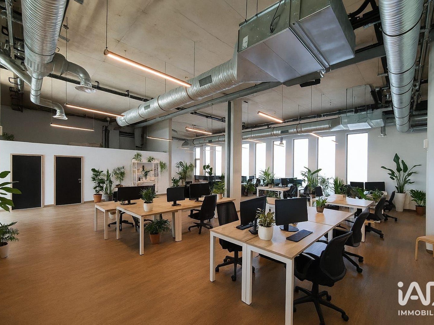 Local commercial 544 m²