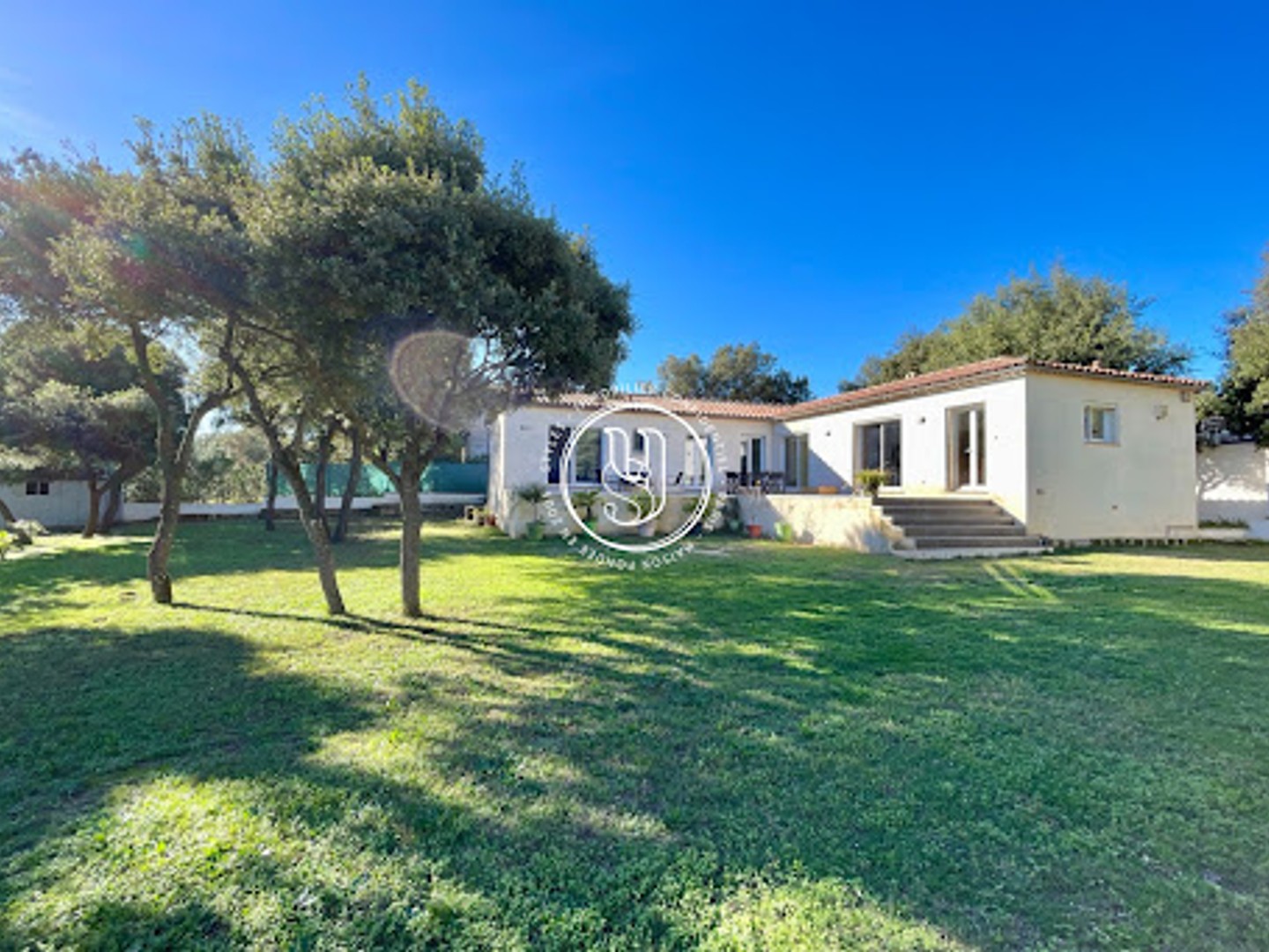 Maison à vendre - 4 pièces - 135m2 - Uzès (30700)