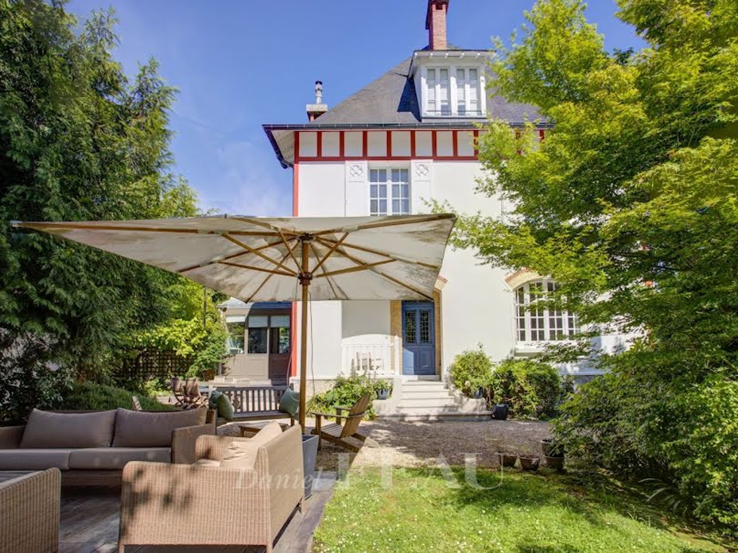Maison à vendre - 11 pièces - 270m2 - Saint-Cloud (92210)