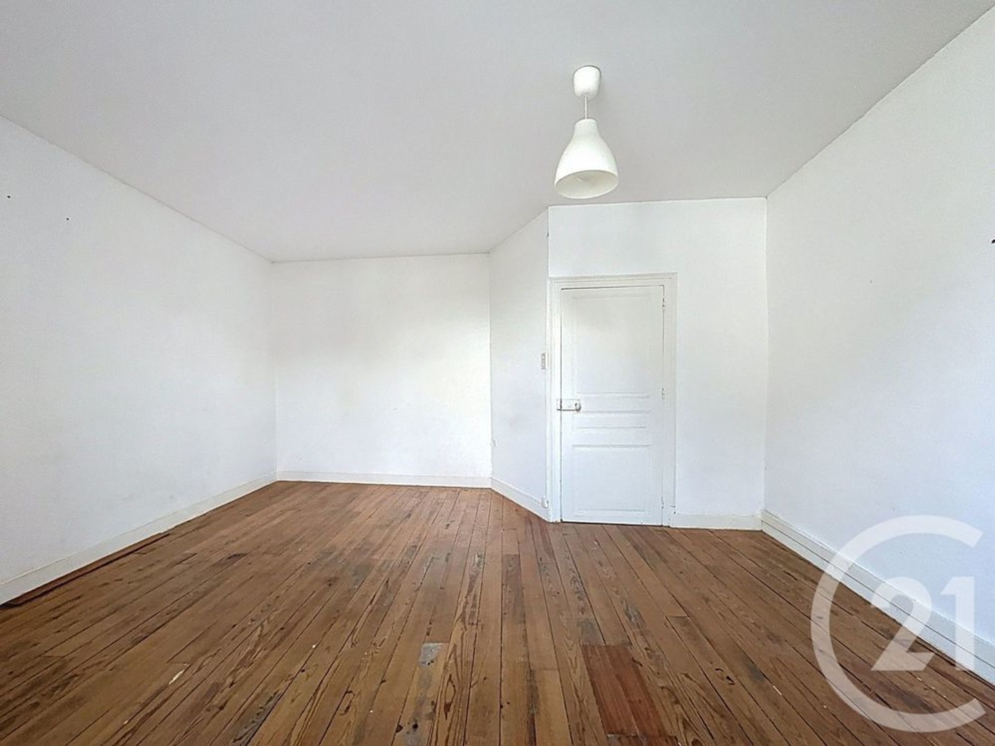 Maison à vendre - 3 pièces - 109m2 - Varennes-Sur-Allier (03150)