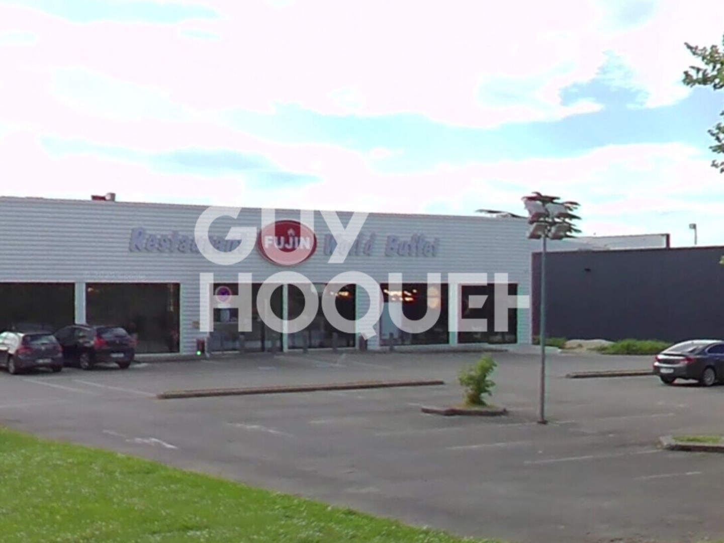 Local commercial 870 m²