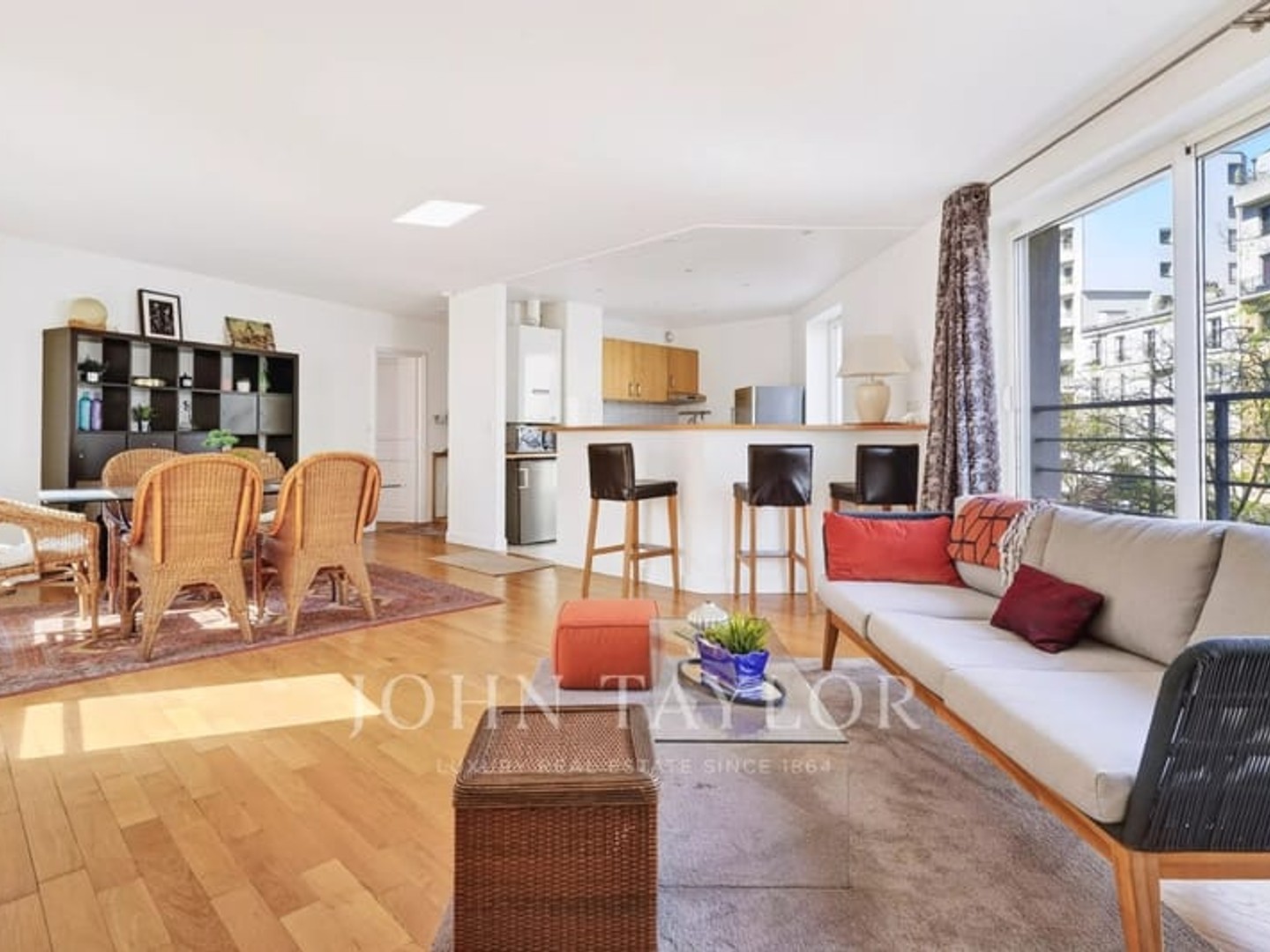 Appartement à vendre - 4 pièces - 97m2 - Paris 16e (75016)