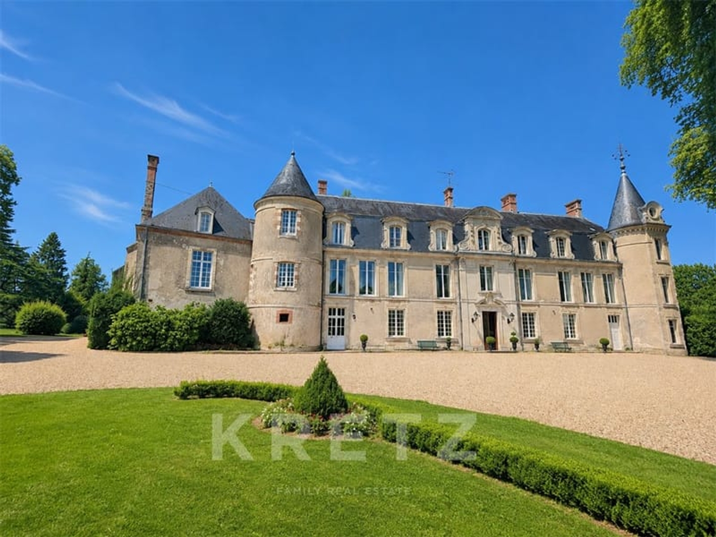Maison à vendre - 22 pièces - 936m2 - Chabris (36210)