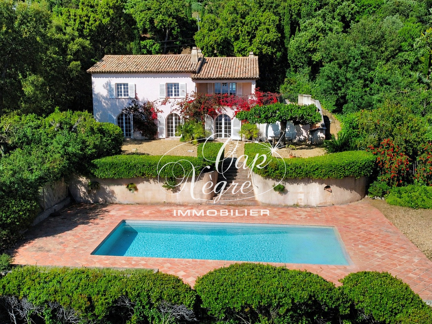 Maison à vendre - 7 pièces - 236m2 - Rayol-Canadel-Sur... (83820)