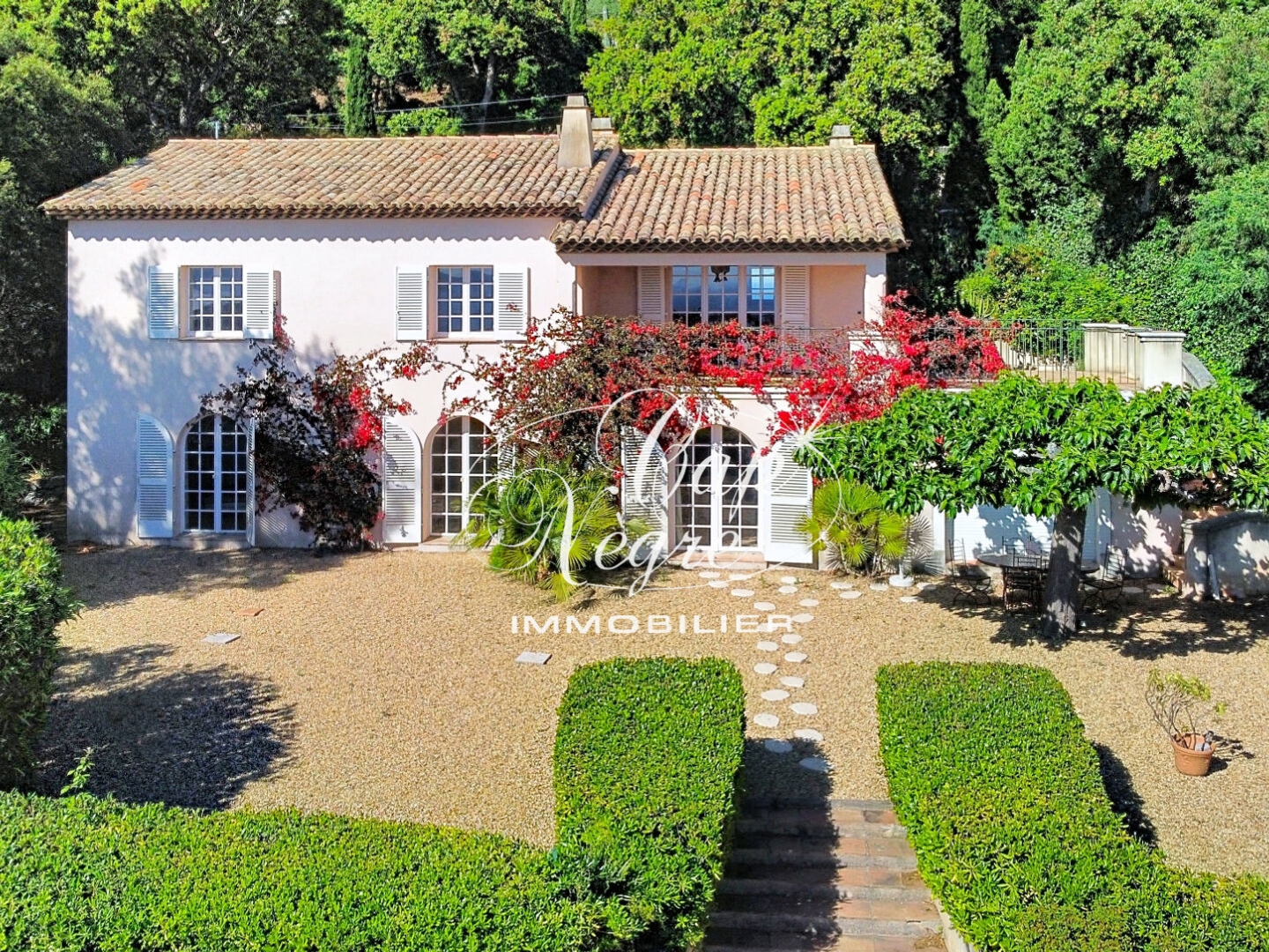 Maison à vendre - 7 pièces - 236m2 - Rayol-Canadel-Sur... (83820)