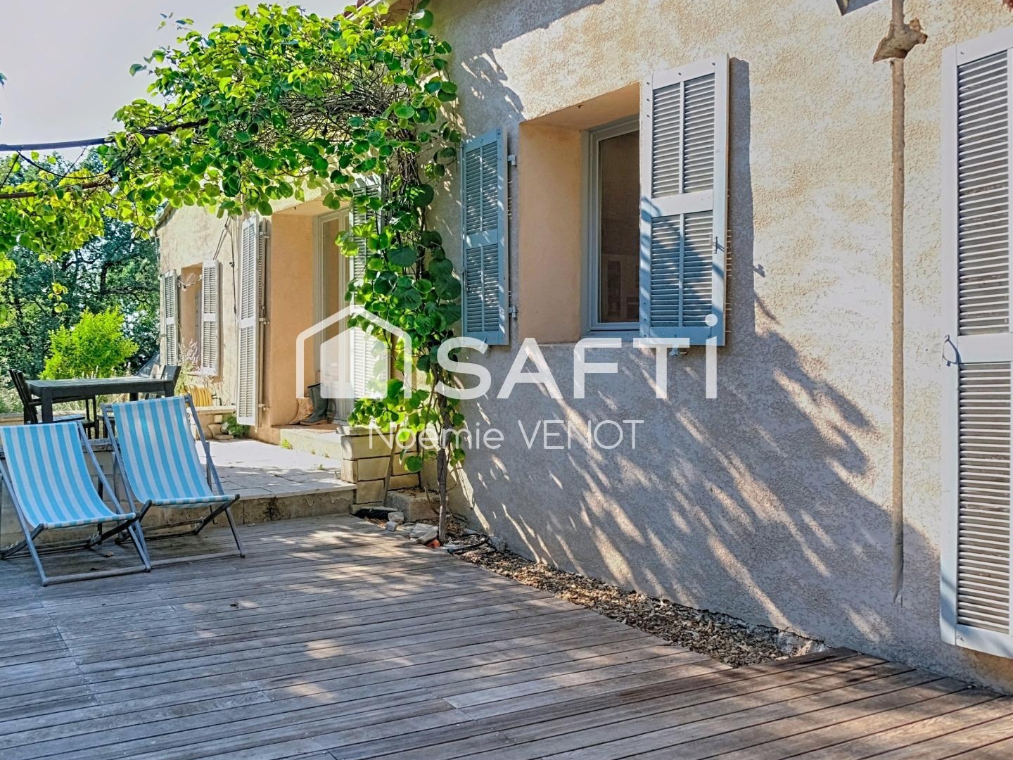 Maison à vendre - 4 pièces - 126m2 - Aix-En-Provence (13080)