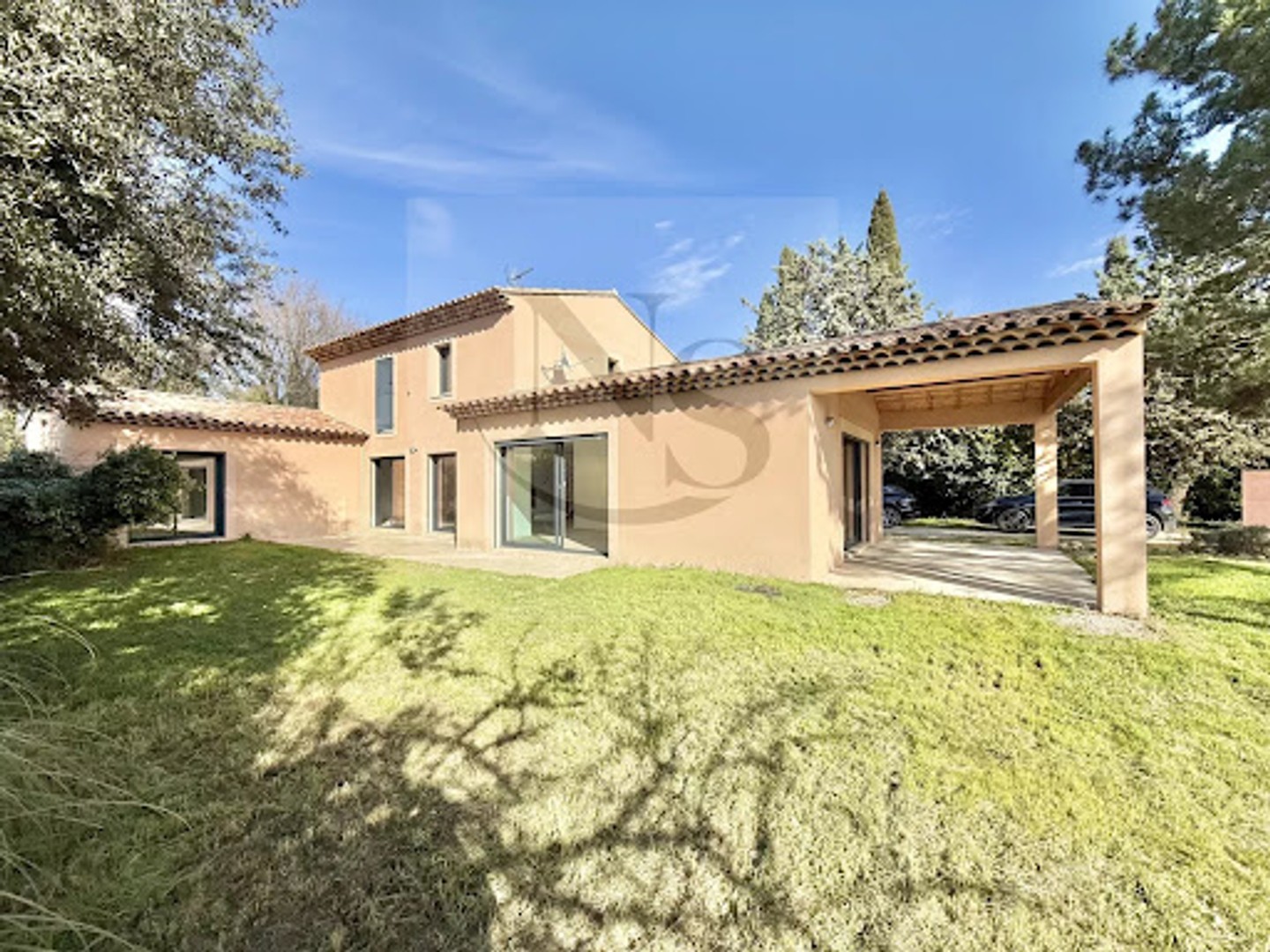 Villa 6 pièces 190 m²