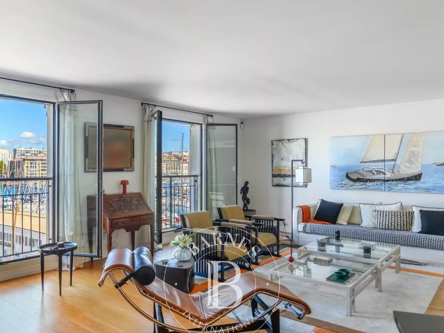 Appartement à vendre - 2 pièces - 147m2 - Marseille 7e (13007)