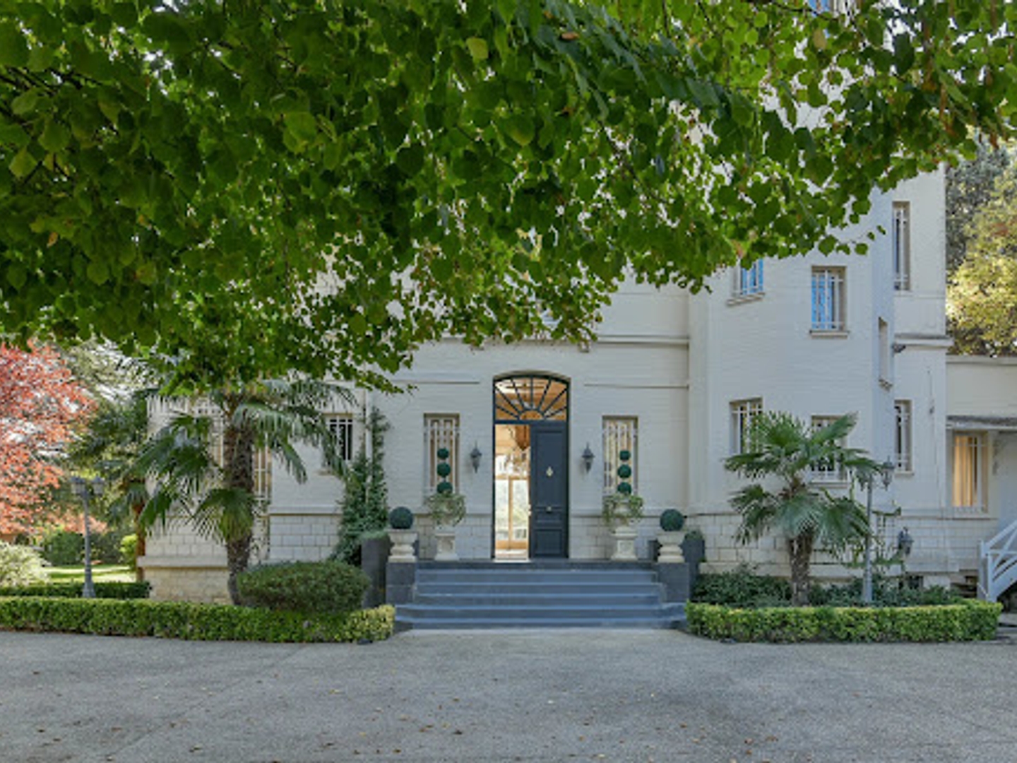Maison 12 pièces 540 m²