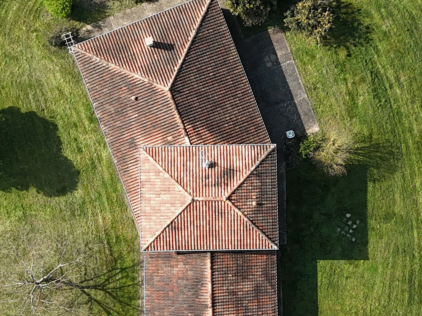 Maison à vendre - 7 pièces - 218m2 - Beaumont Saint-Cyr (86130)