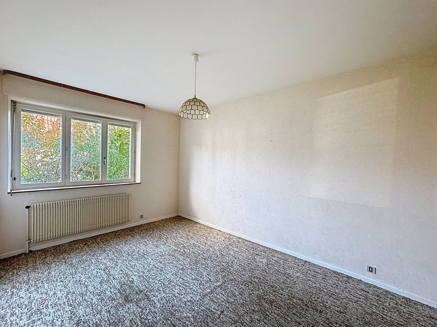 Maison à vendre - 8 pièces - 163m2 - Vesoul (70000)