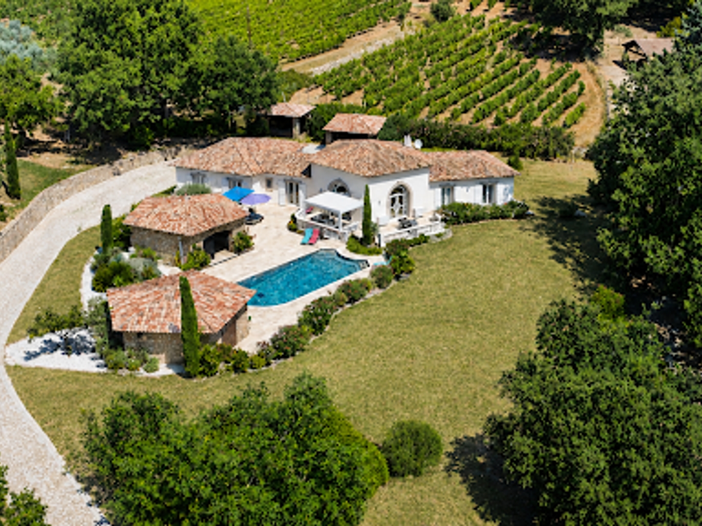 Propriété 6 pièces 209 m²