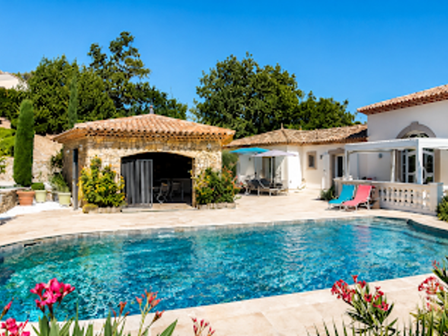 Maison à vendre - 6 pièces - 209m2 - Draguignan (83300)