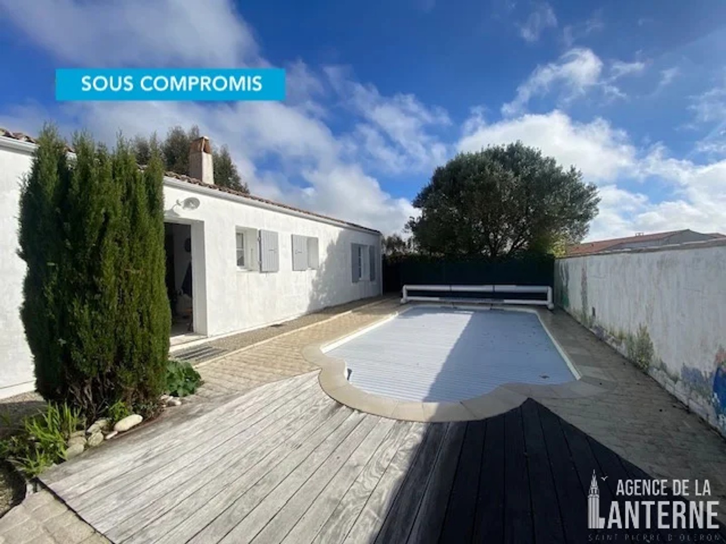 Maison à vendre - 4 pièces - 104m2 - Saint-Pierre-D'ol... (17310)