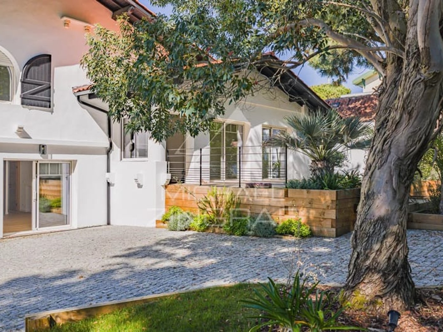 ARCACHON VILLE DE PRINTEMPS - VILLA RÉNOVÉE À DEUX PAS DE LA PLAGE