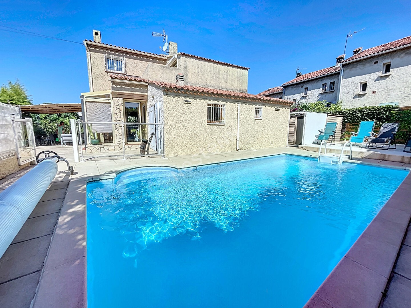 Maison à vendre - 6 pièces - 122m2 - Six-Fours-Les-Plages (83140)